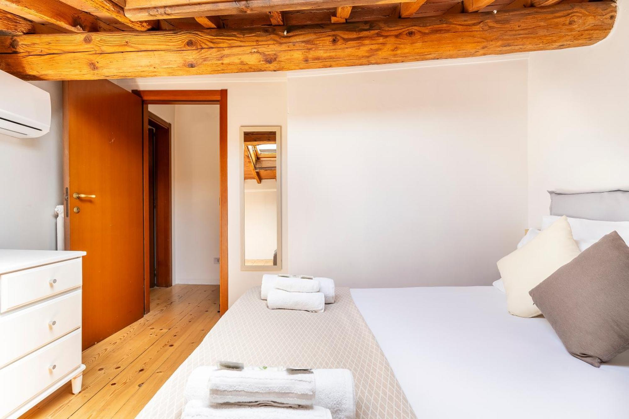 Piazza Santo Spirito Appartamento Con 2 Camere Matrimoniali Florencja Zewnętrze zdjęcie
